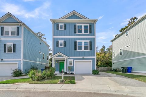 A home in North Charleston