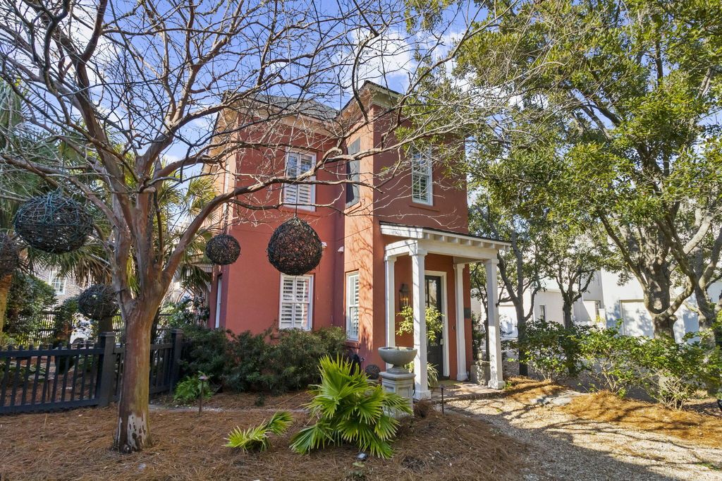 Photo of 34 Krier Lane, Mount Pleasant, SC 29464 (MLS # 26002258)