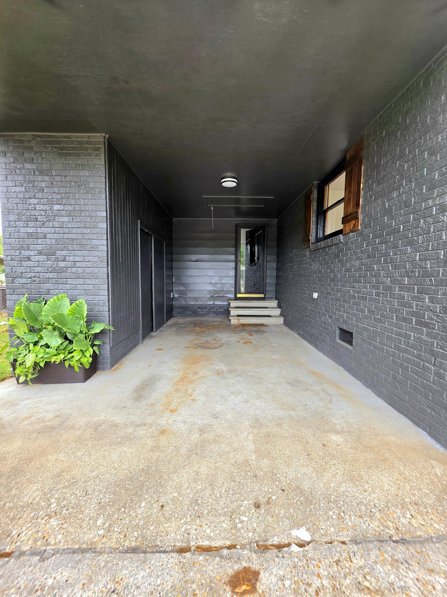 1113 Yeamans Hall Road