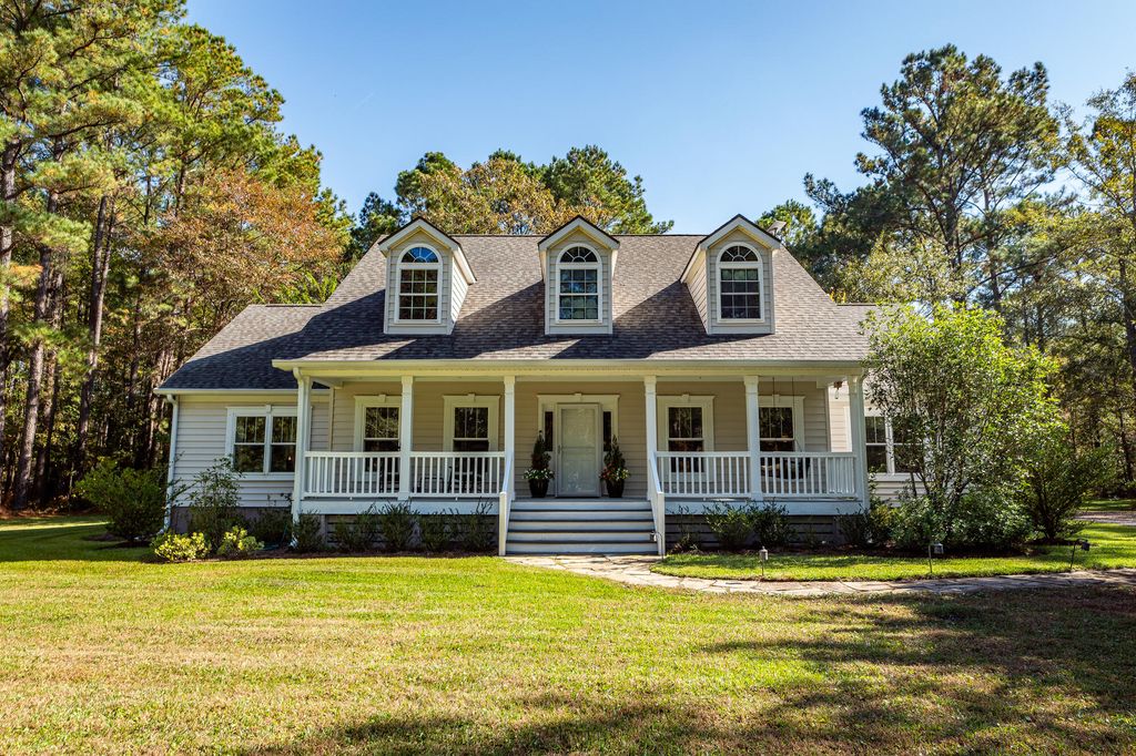 Photo of 5950 Lowell Reed Road, Ravenel, SC 29470 (MLS # 25030001)