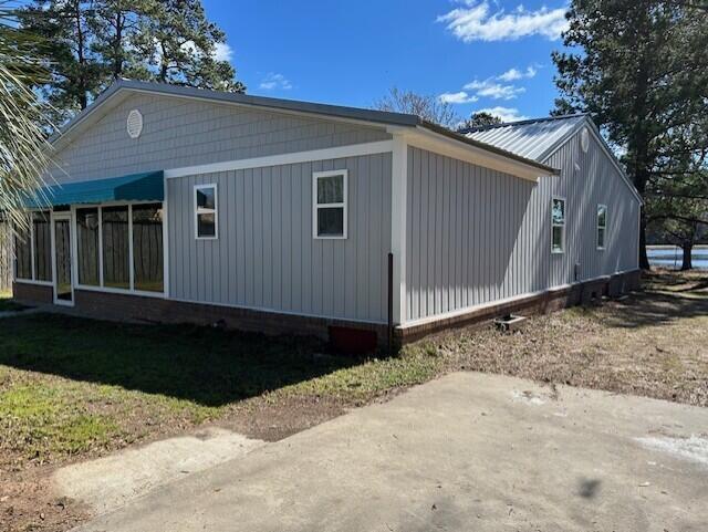 2222 Lakeshore Drive