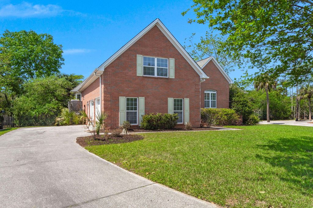 Photo of 2508 Periwinkle Spout Cove, Mount Pleasant, SC 29466 (MLS # 26010788)