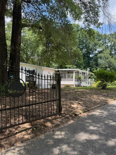 1412 Princes Trace Circle