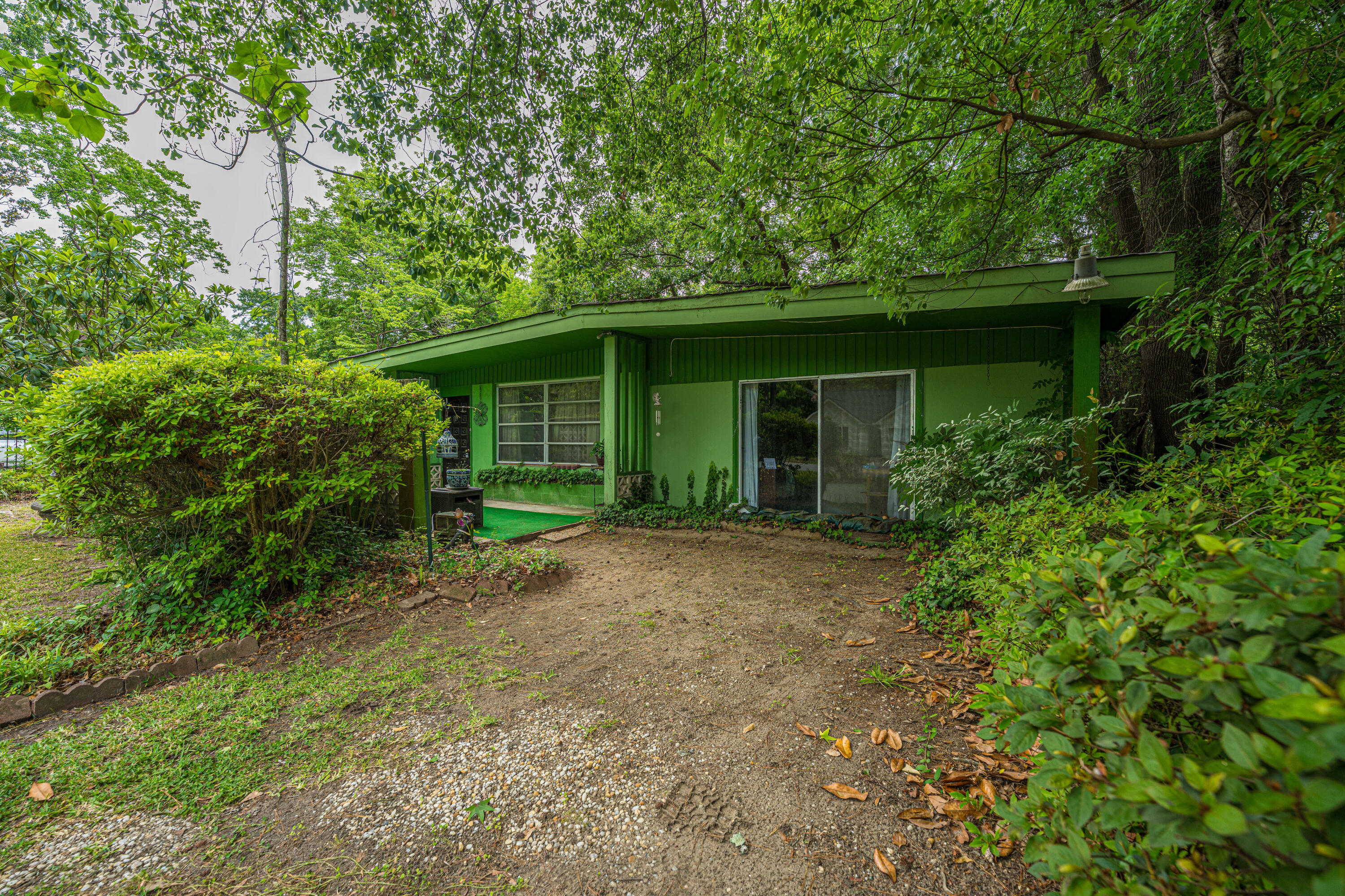 1711 Jessamine Road