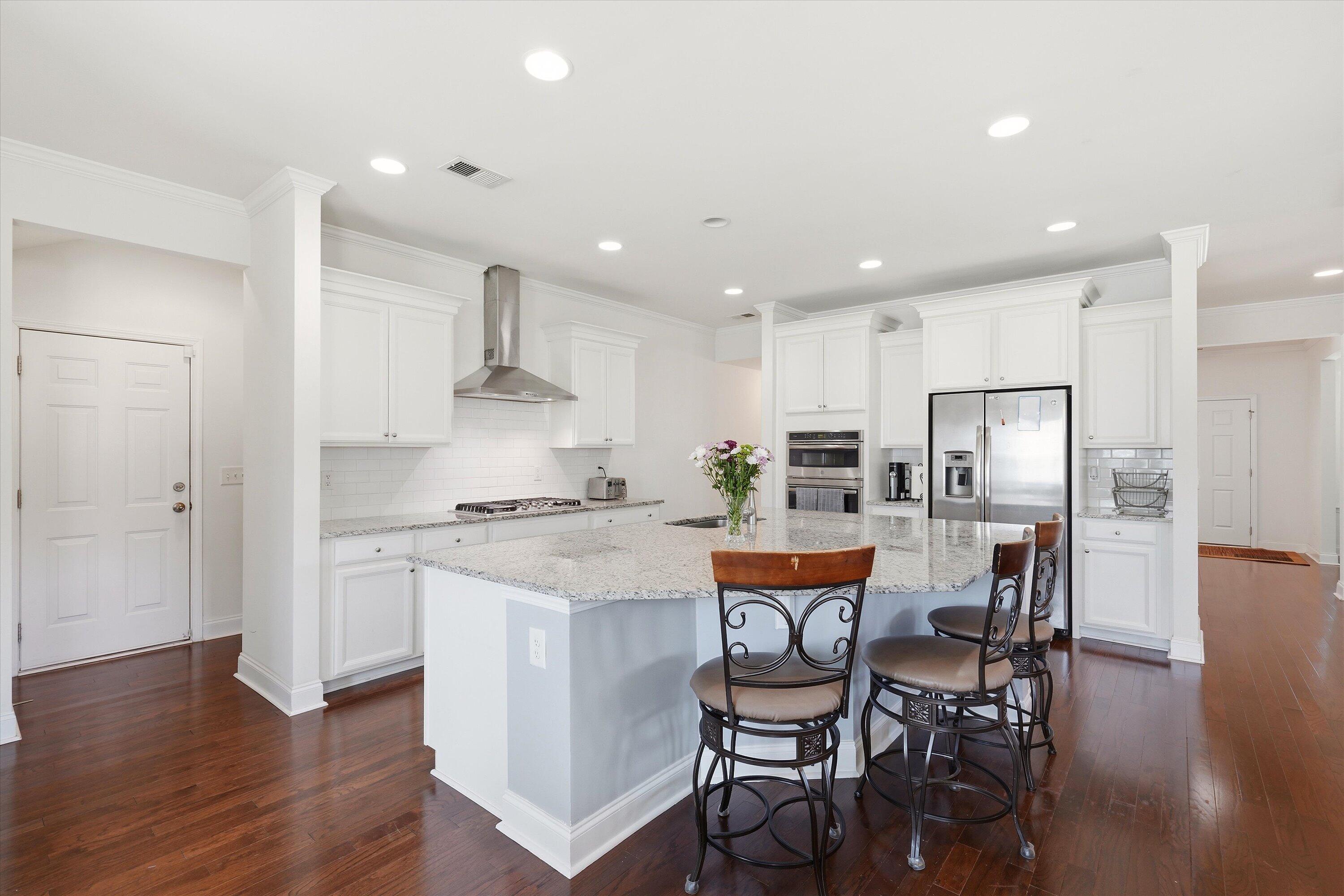 9737 Table Mountain Lane