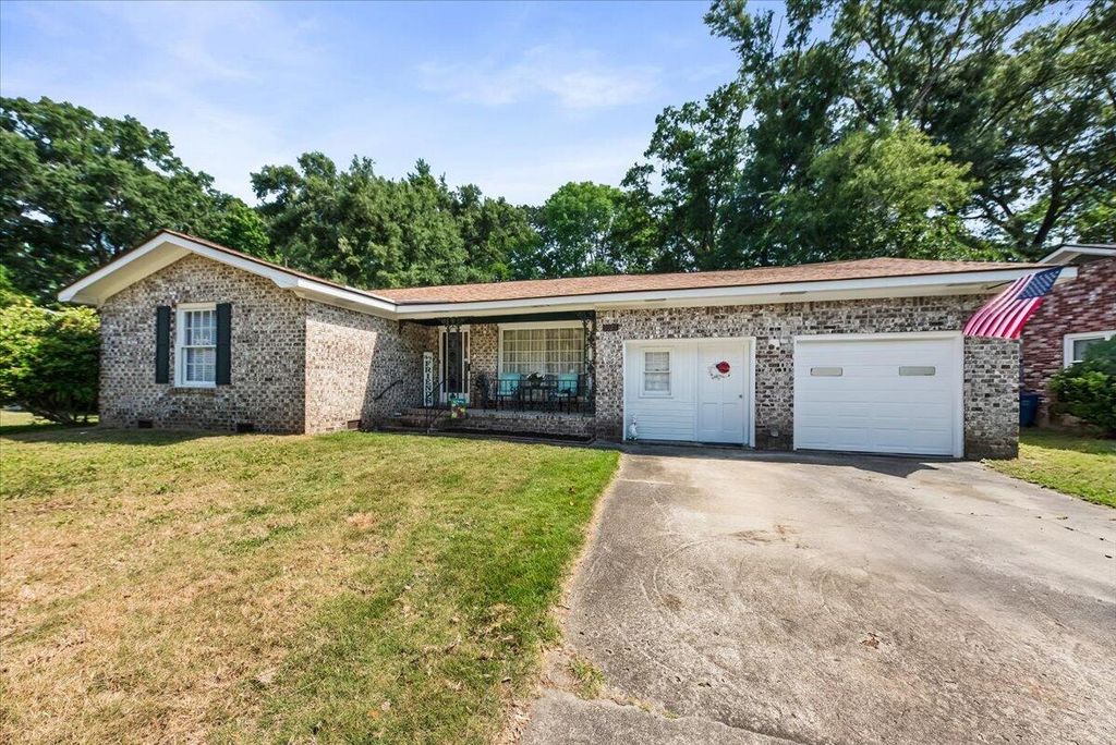 Photo of 8020 Nantuckett Avenue, North Charleston, SC 29420 (MLS # 26014737)