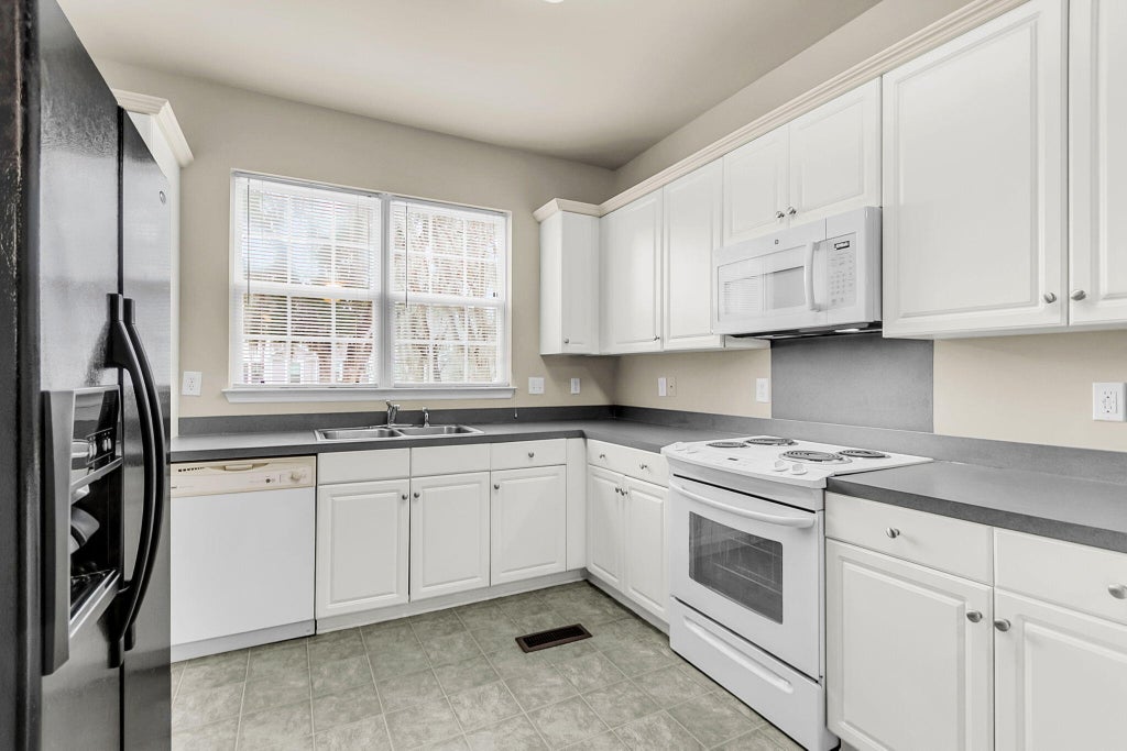 Photo of 4668 Palm View Circle, North Charleston, SC 29418 (MLS # 26027130)