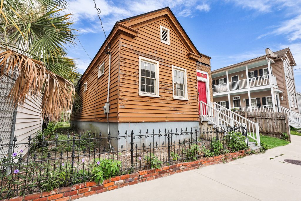 Photo of 66 1/2 Lee Street, Charleston, SC 29403 (MLS # 25025192)