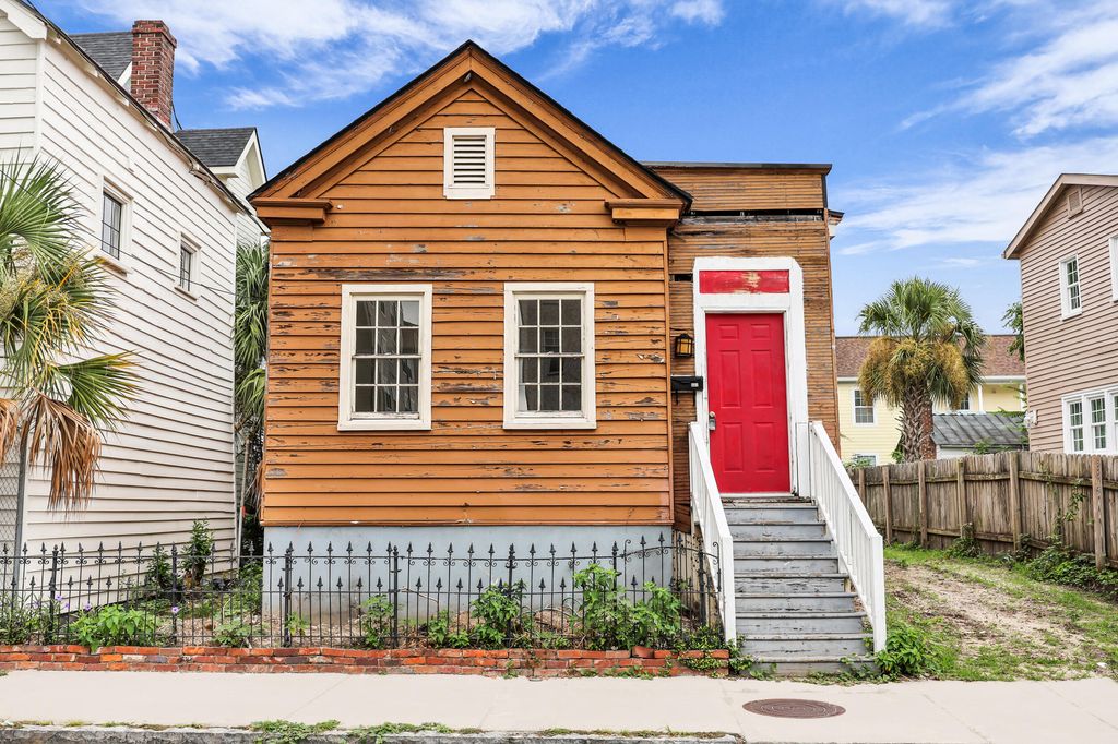 Photo of 66 1/2 Lee Street, Charleston, SC 29403 (MLS # 25025192)