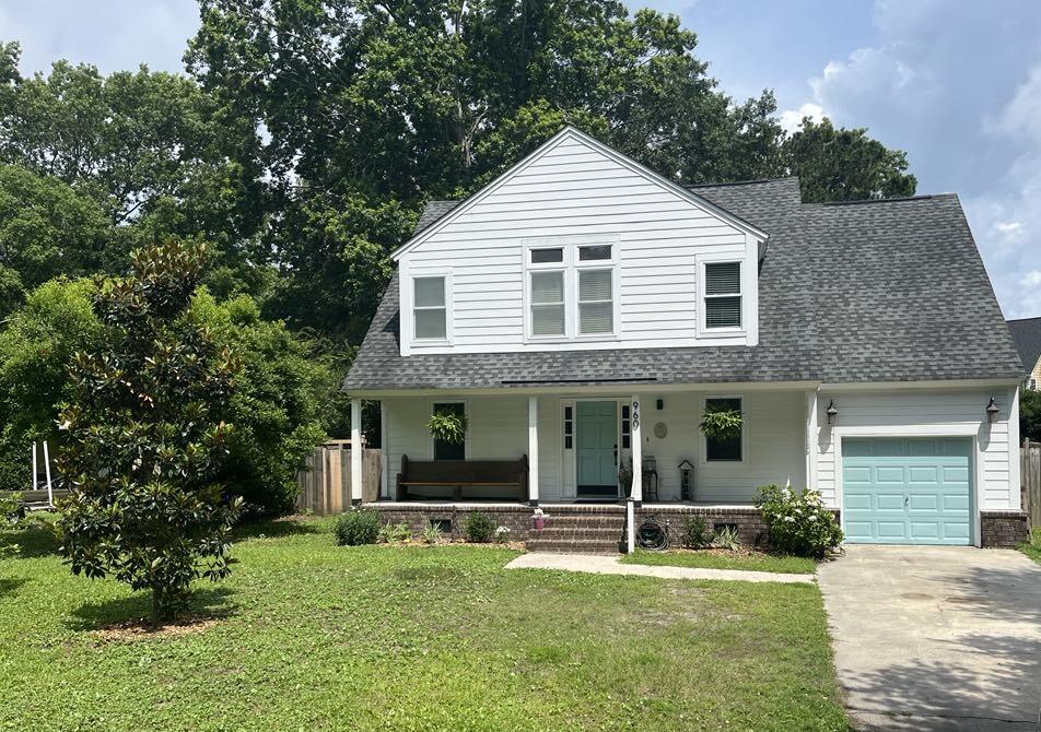 960 Mooring Drive