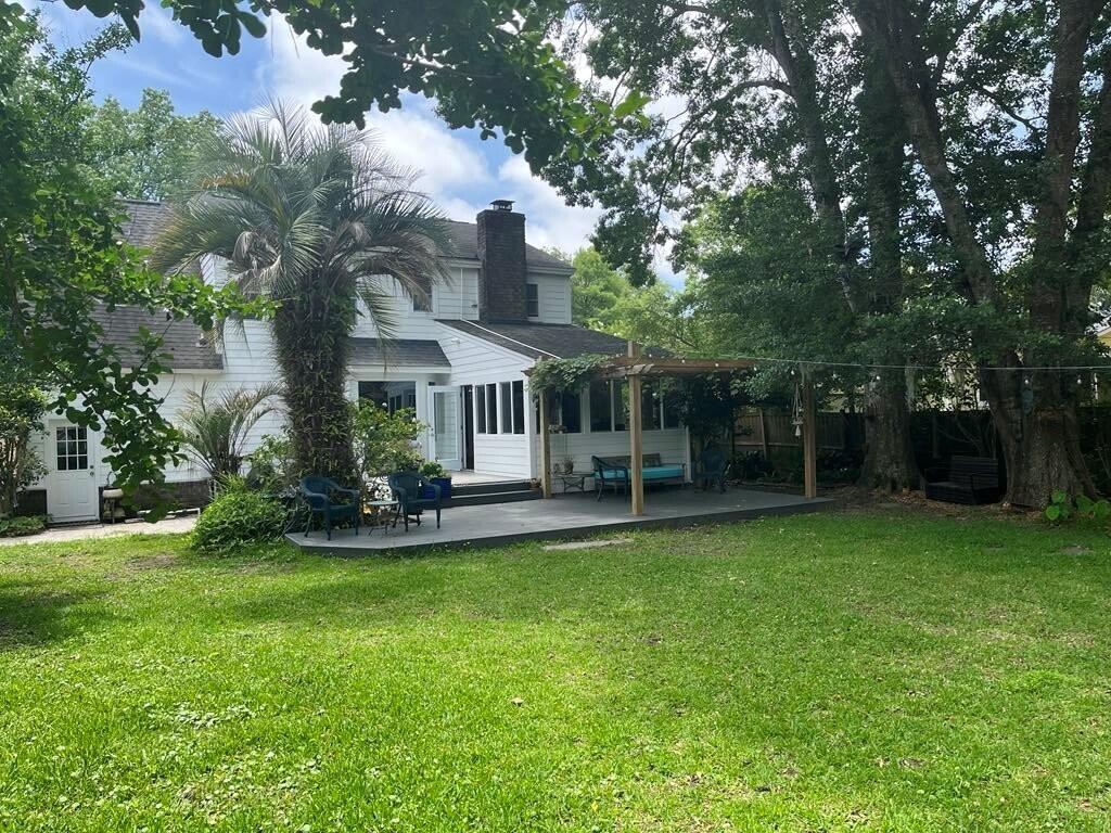 960 Mooring Drive