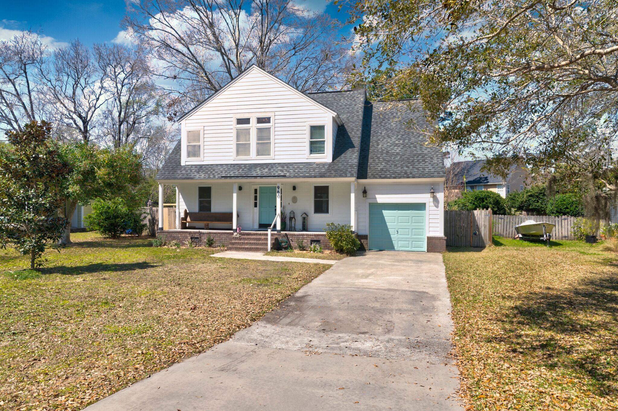 960 Mooring Drive