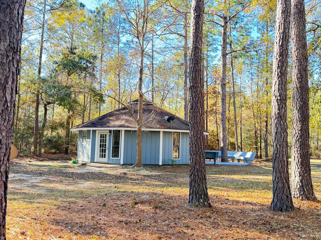 Photo of 70 Chrissy Drive, Walterboro, SC 29488 (MLS # 25032631)