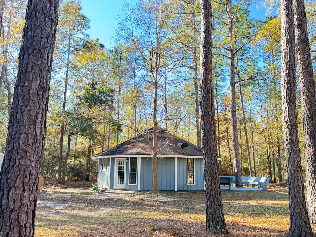 Photo of 70 Chrissy Drive, Walterboro, SC 29488 (MLS # 25032631)