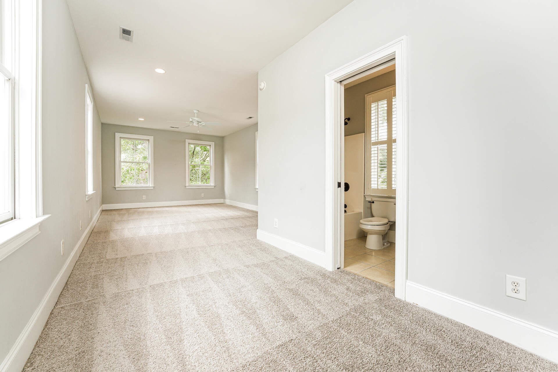 3302 Porchview Place