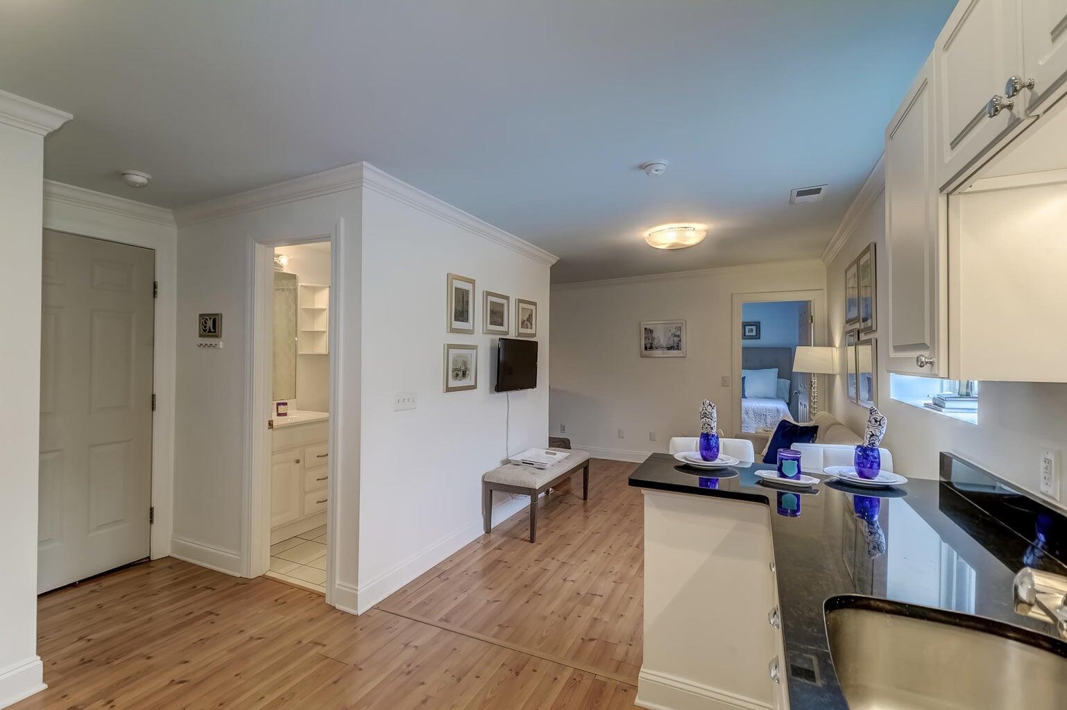 338 King Street B
