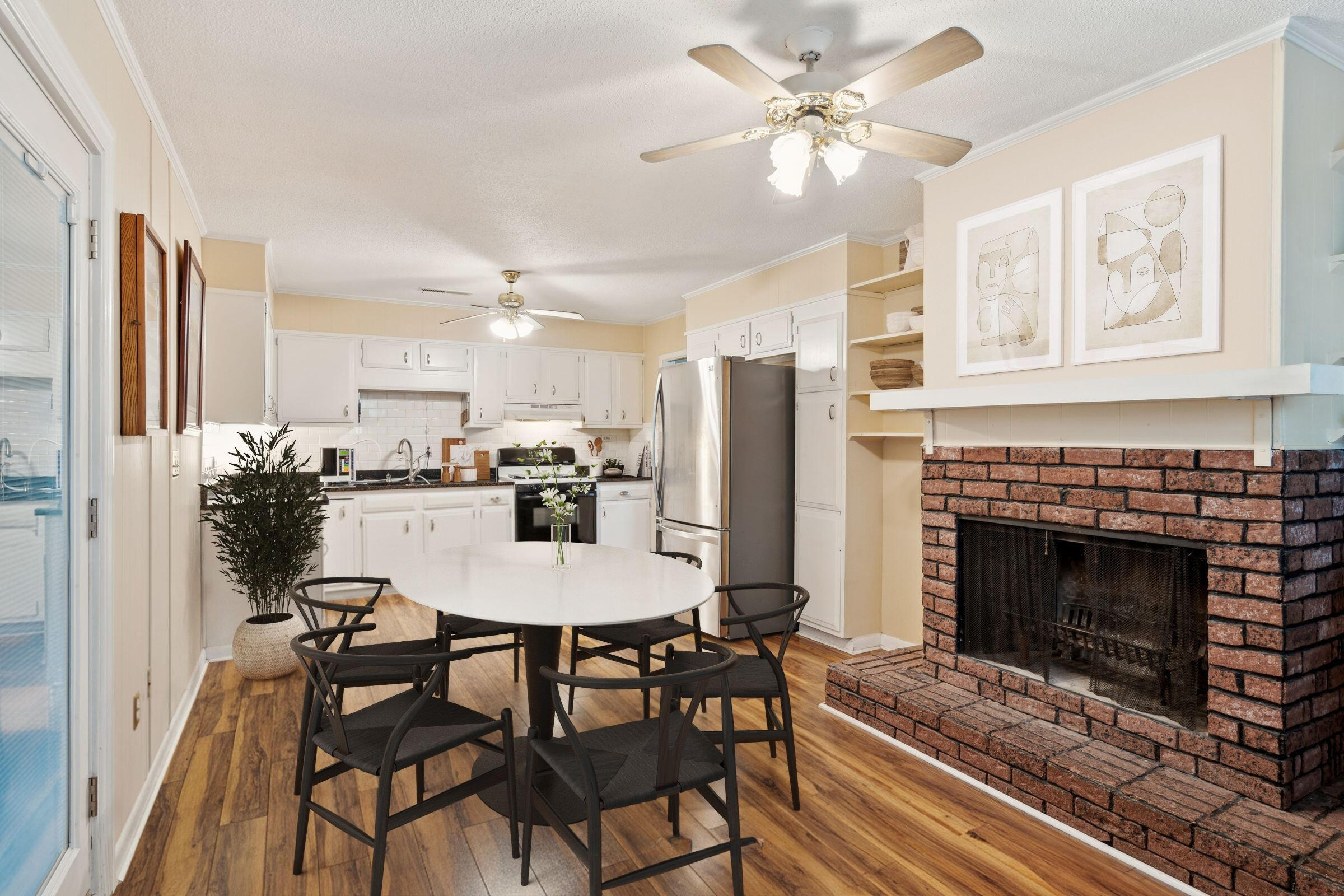 1764 Lady Ashley Street