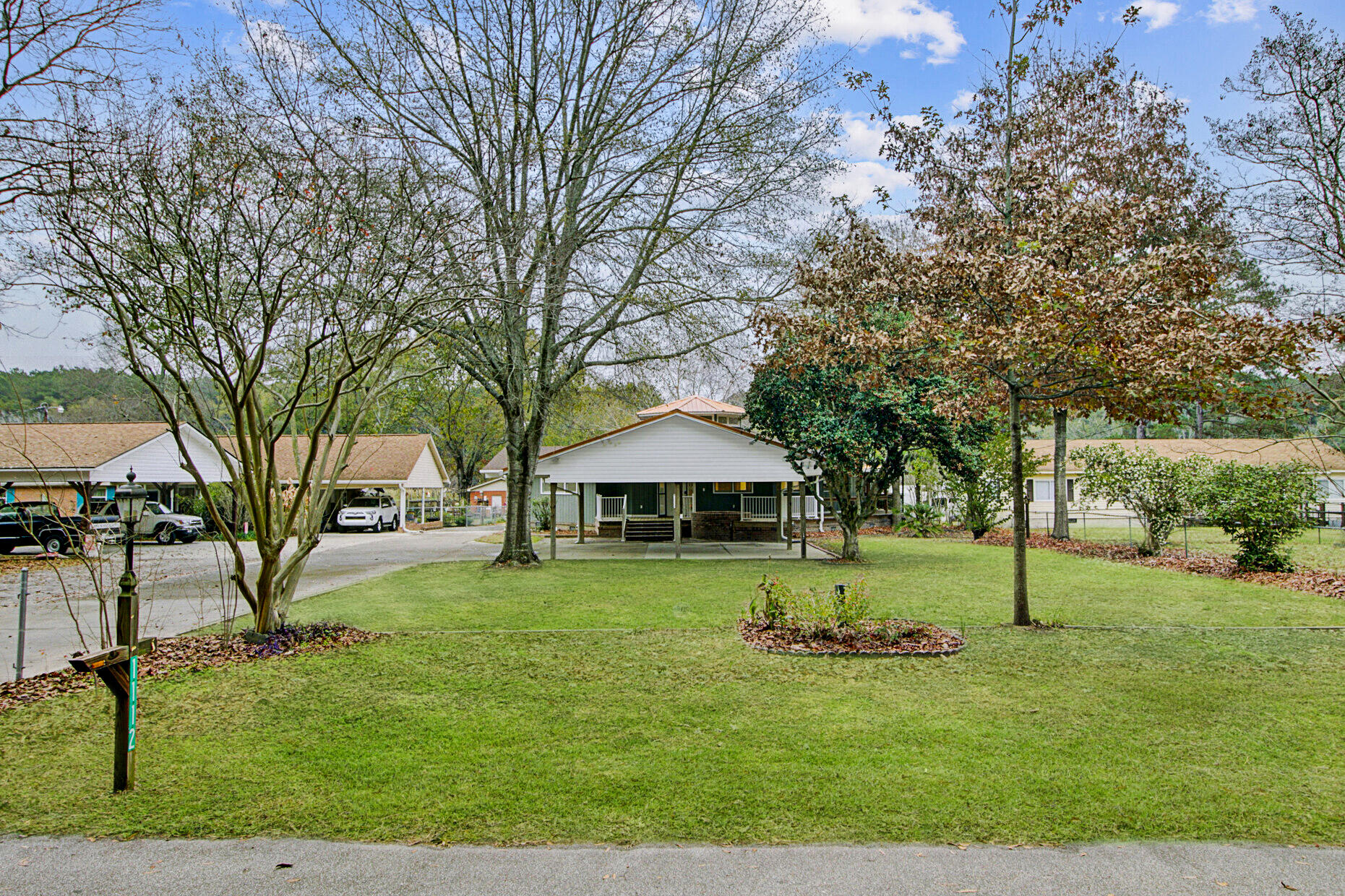 1112 Gin Pond Drive