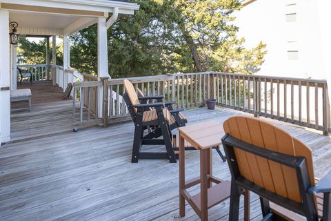 A home in Edisto Island