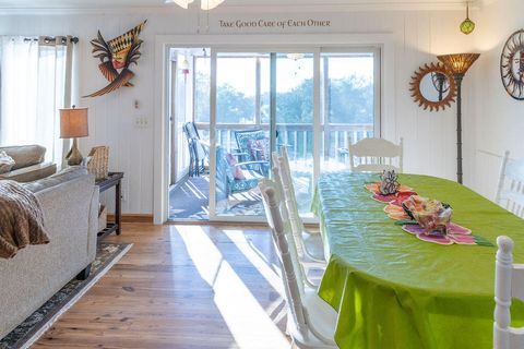 A home in Edisto Island