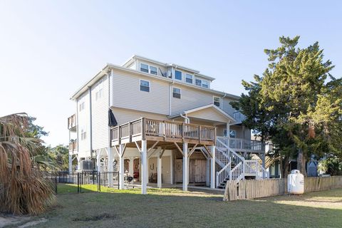 A home in Edisto Island