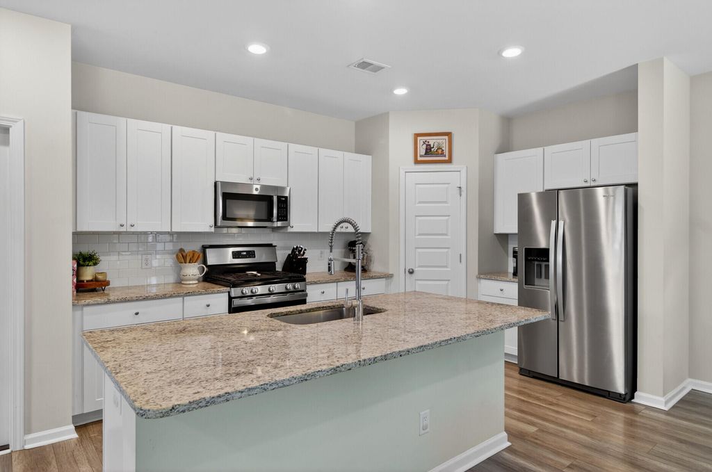 Photo of 123 Vistawood Drive, Charleston, SC 29414 (MLS # 26010500)