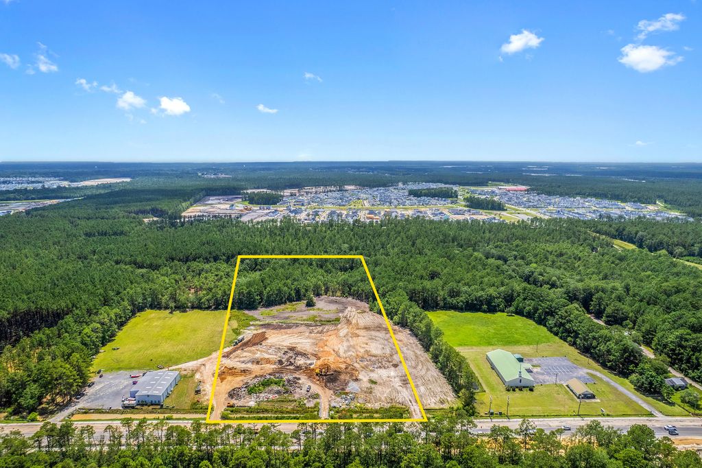 Photo of 1305 State Road, Summerville, SC 29486 (MLS # 25026565)