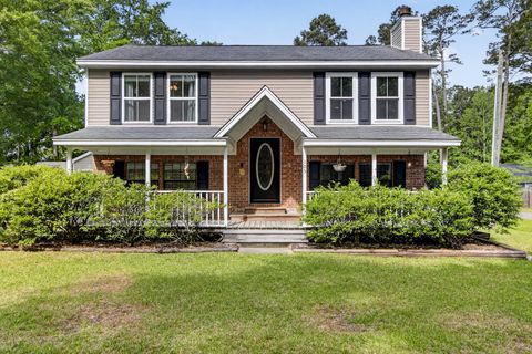 Photo of 105 Cantering Hills Lane, Summerville, SC 29483 (MLS # 26010643)