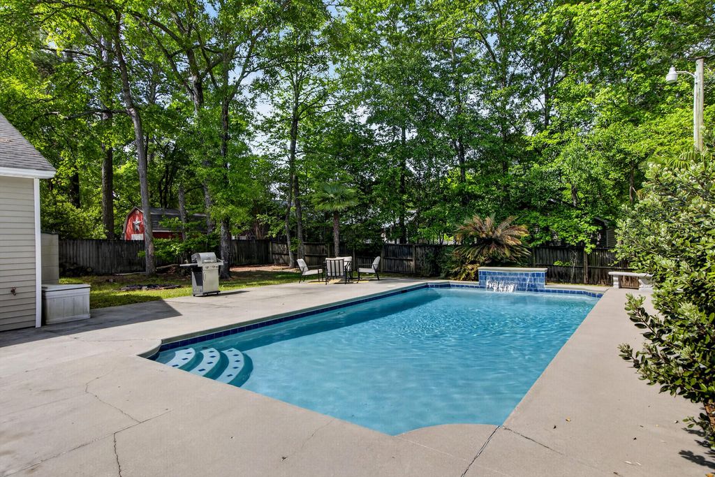 Photo of 105 Cantering Hills Lane, Summerville, SC 29483 (MLS # 26010643)