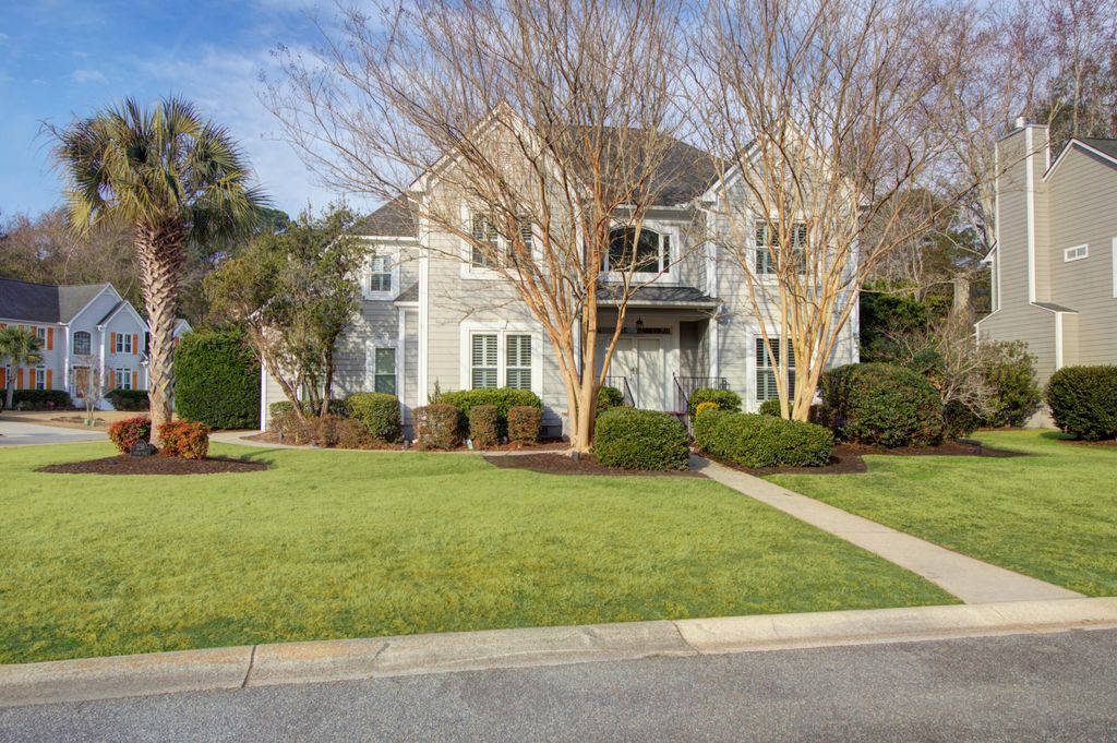Photo of 1250 Abercorn, Mount Pleasant, SC 29466 (MLS # 26003193)