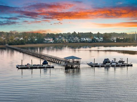 Photo of 2777 Oak Manor Drive, Mount Pleasant, SC 29466 (MLS # 25025778)