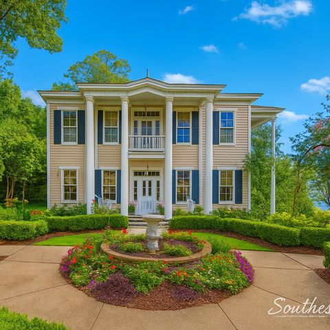 301 E Richardson Avenue Summerville SC 29483