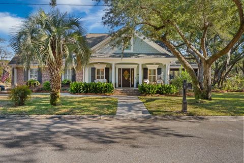 Photo of 220 Shady Lane, Charleston, SC 29407 (MLS # 26001205)