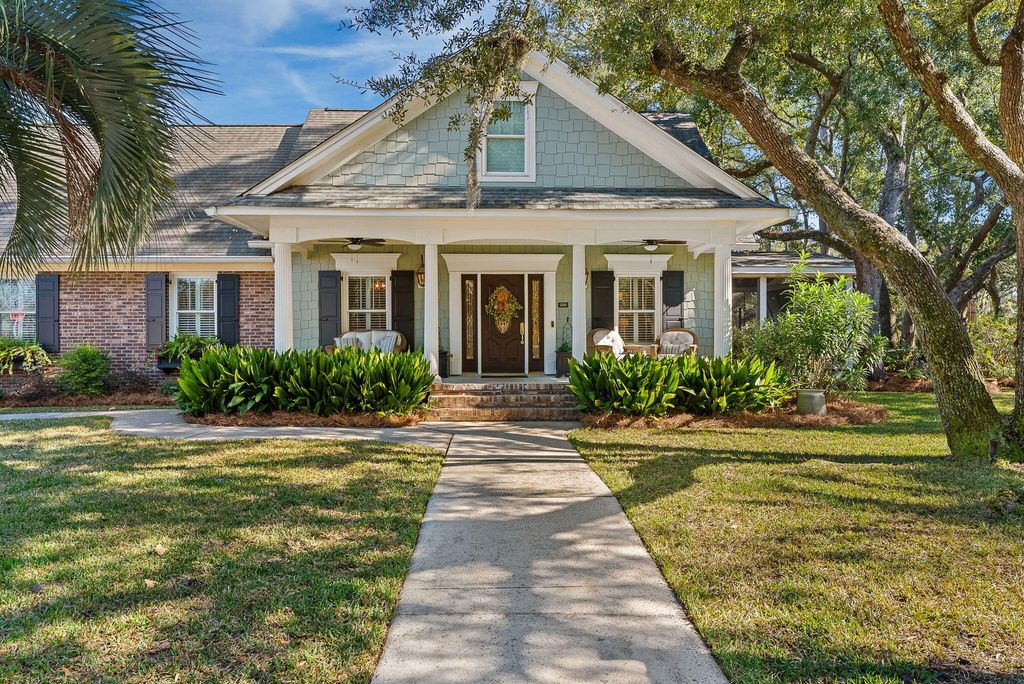 Photo of 220 Shady Lane, Charleston, SC 29407 (MLS # 26001205)