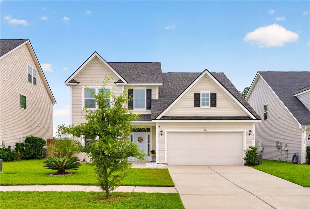 Photo of 124 Oyama Road, Summerville, SC 29486 (MLS # 26020287)