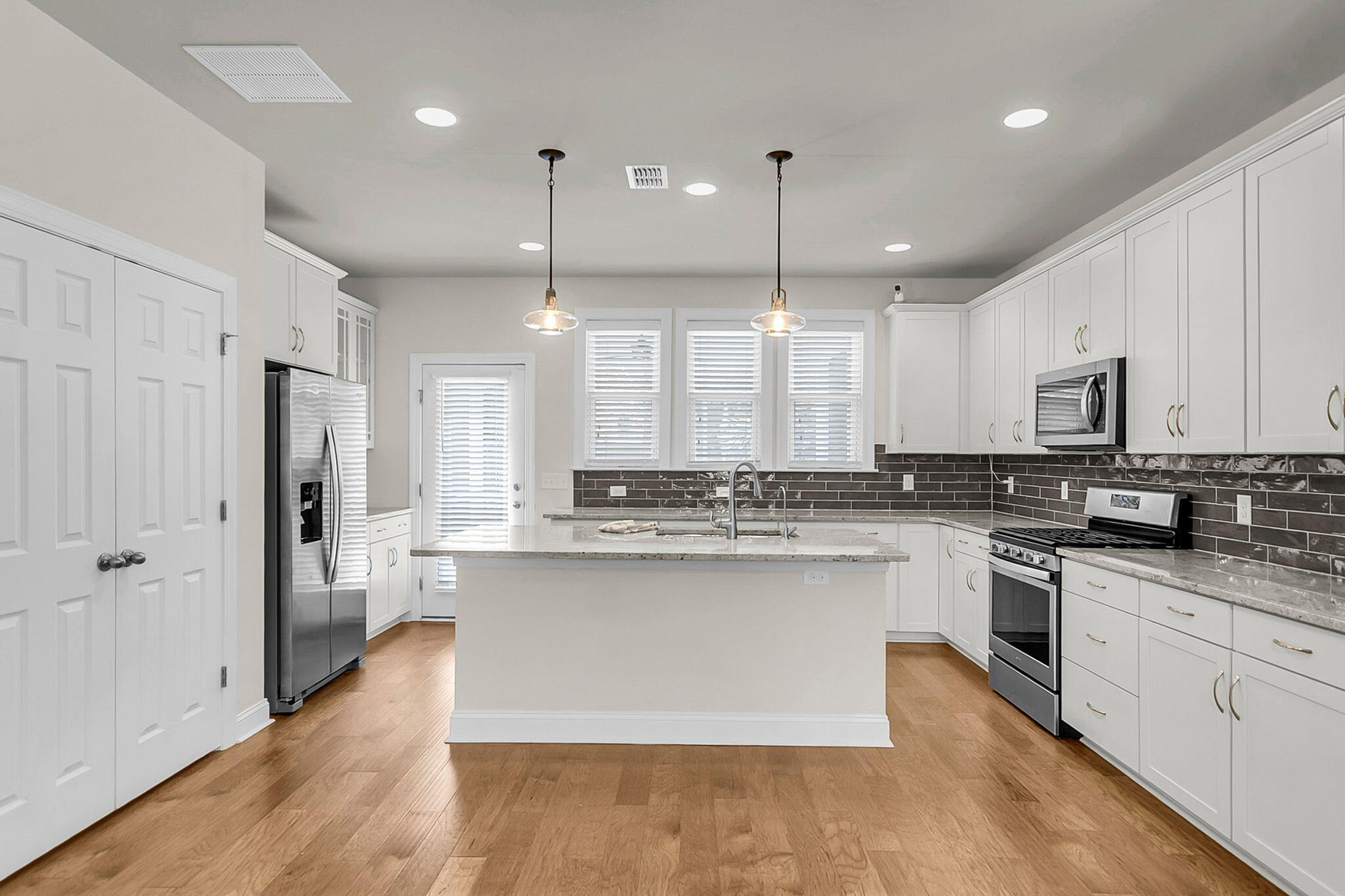 3253 Timberline Drive