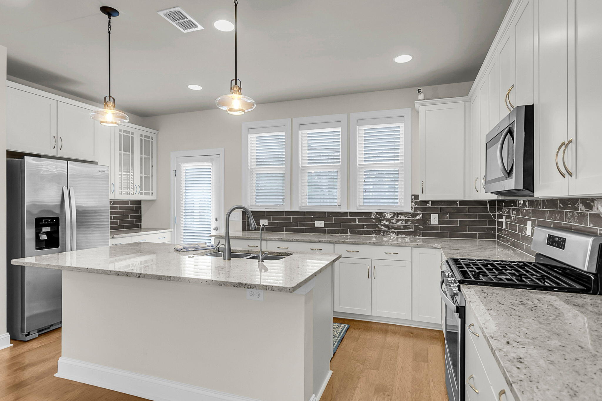 3253 Timberline Drive