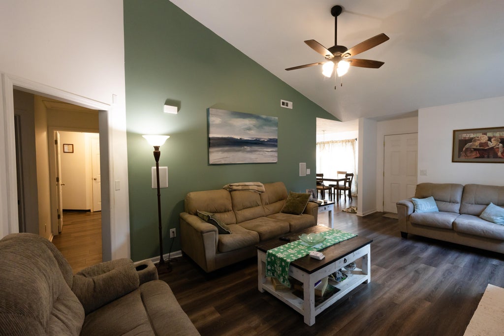 Photo of 121 Mill Pond Court, Summerville, SC 29485 (MLS # 26025355)
