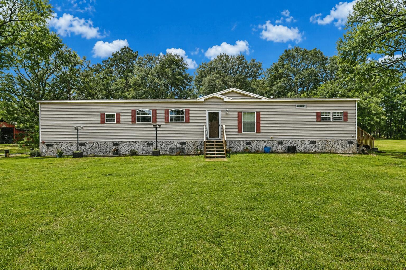 5636 Highway 162