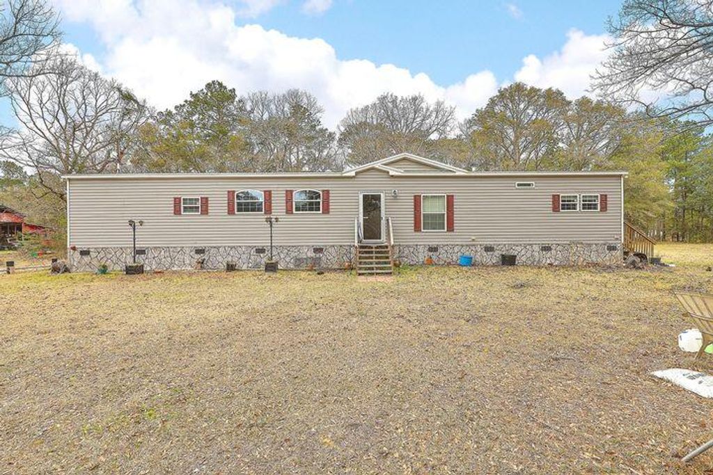 Photo of 5636 Highway 162, Hollywood, SC 29449 (MLS # 26011163)