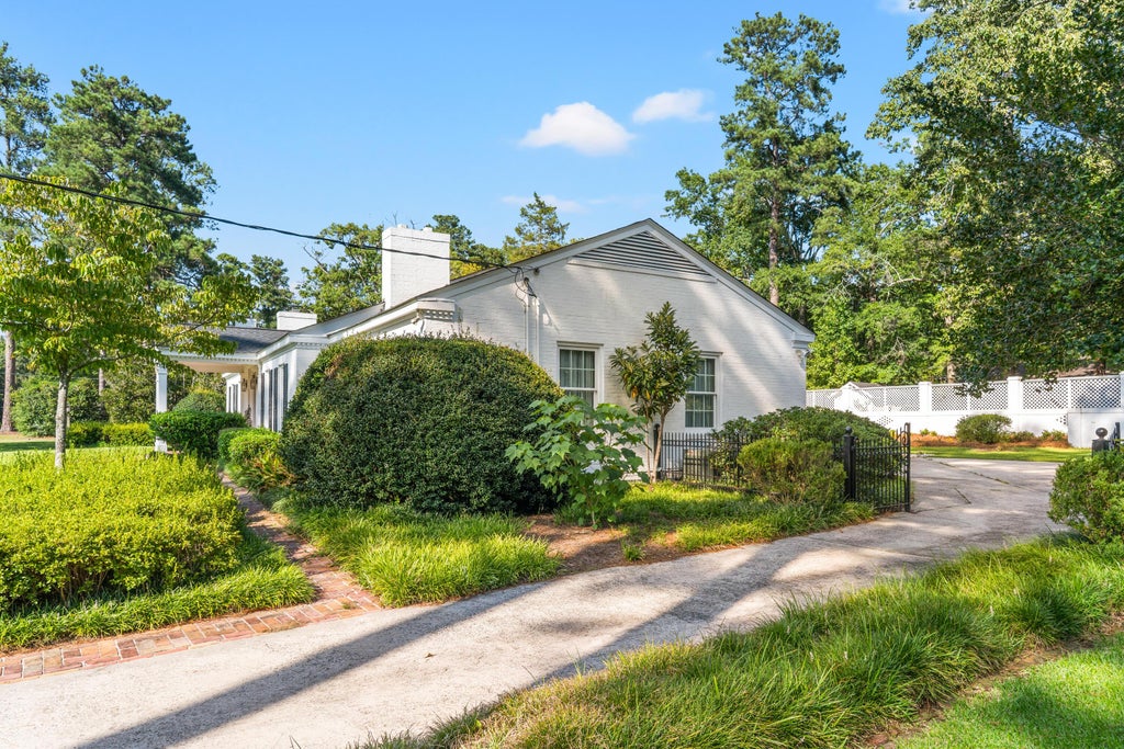 Photo of 598 Pike Street, Orangeburg, SC 29115 (MLS # 26026641)