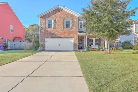 Photo of 1031 Banker Court, Mount Pleasant, SC 29429 (MLS # 26003424)