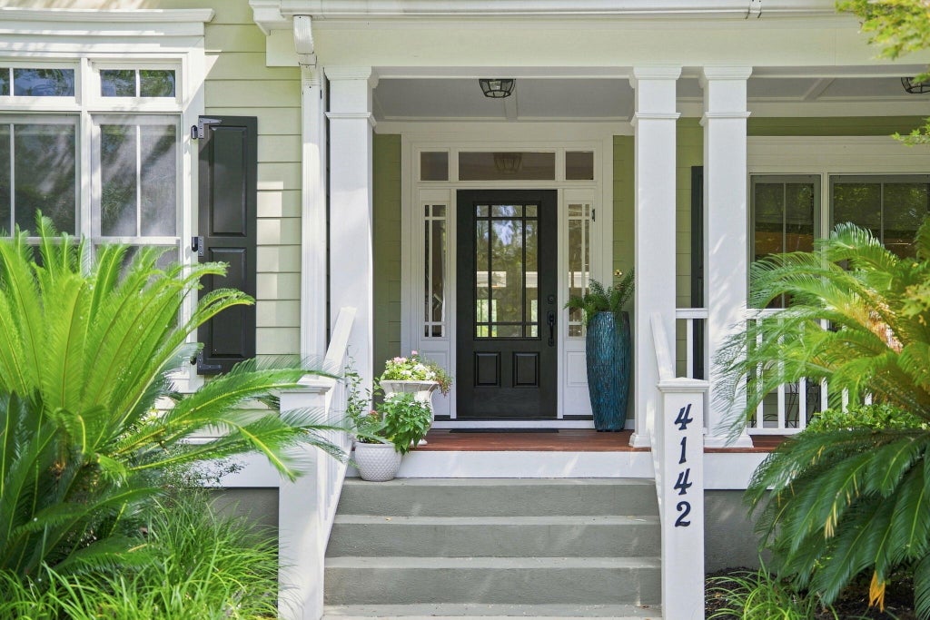 Photo of 4142 Ten Shillings Way, Ravenel, SC 29470 (MLS # 26024505)