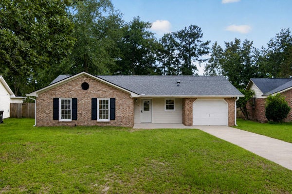 118 HIGHLAND AVE, SUMMERVILLE, SC 29486 - Image 8ebf8a8bcd8ae02b2c5a99260956abe8/2587464661