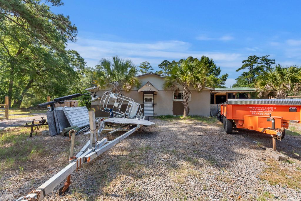 Photo of 5770 Scott White Road, Hollywood, SC 29449 (MLS # 26014709)