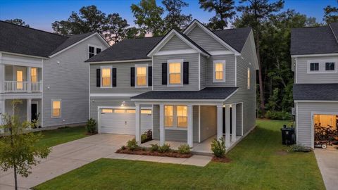 Photo of 63 Red Bluff Street, Summerville, SC 29483 (MLS # 26013942)