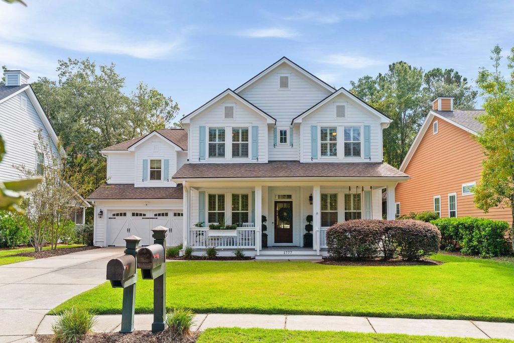 Photo of 1777 Wellstead Street, Mount Pleasant, SC 29466 (MLS # 25027901)