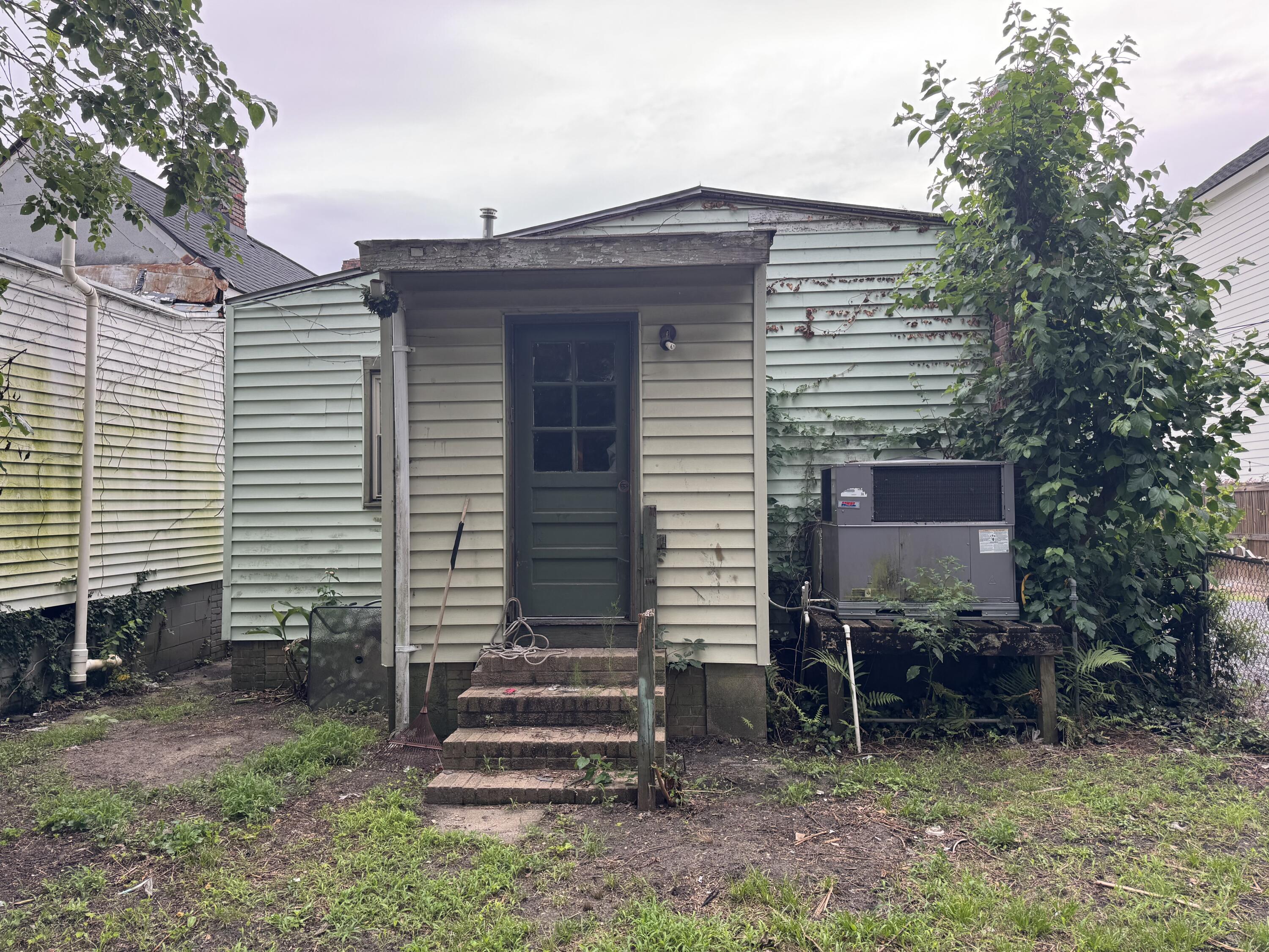 6 Orrs Court