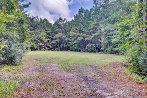 A home in Moncks Corner