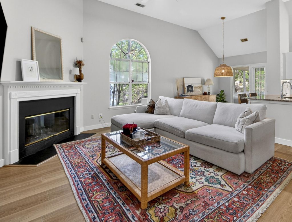 Photo of 1174 Old Ivy Way, Mount Pleasant, SC 29466 (MLS # 26010069)